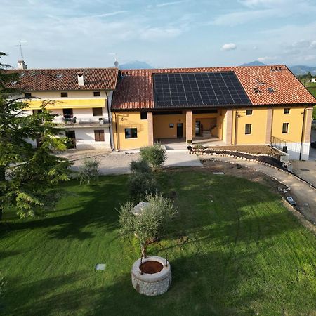 קולה Agriturismo Corte Casa Erminia מראה חיצוני תמונה