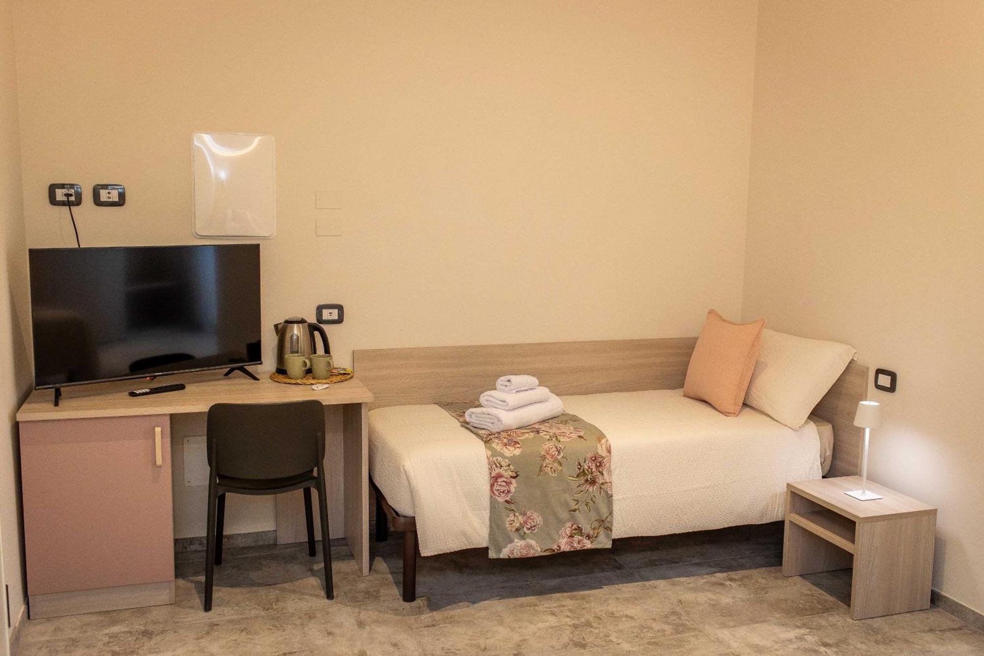 קולה Agriturismo Corte Casa Erminia מראה חיצוני תמונה